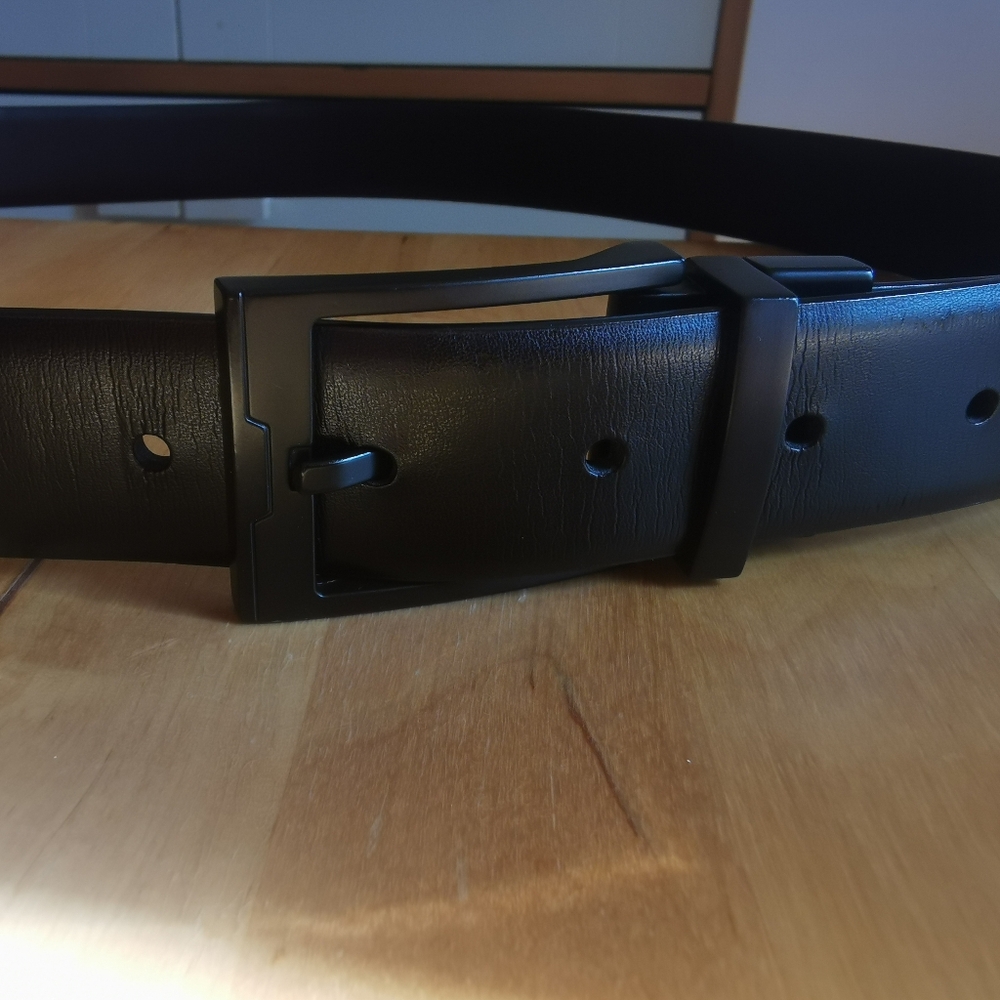 Perry Ellis Reversible Bonded Leather Belt - Picture 4 of 7